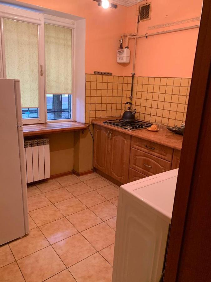 Апартаменти З Усіма Зручностями 切尔诺夫策 外观 照片